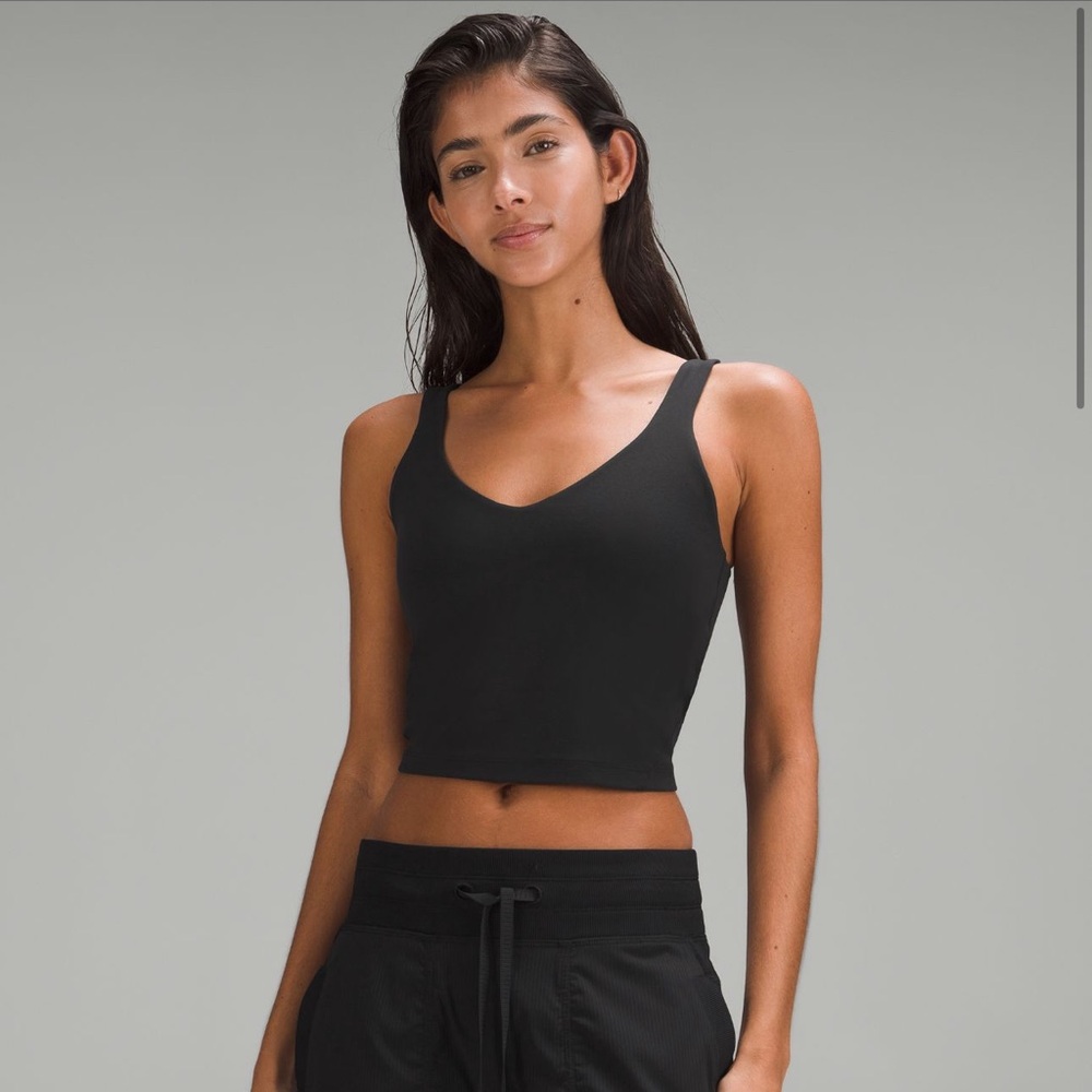 Lululemon size 4 black align tank top *A/B cup